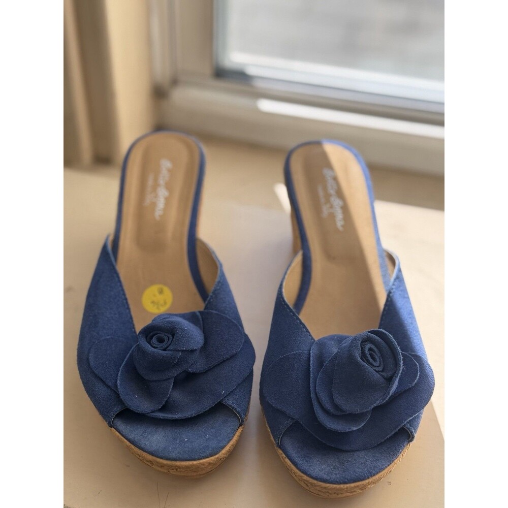Aerosoles Women's Blue Wedge Slip On Sandals Faux Leather Flower Accent US 8